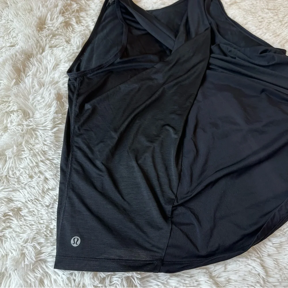 LULULEMON Soul Stride Black Tank Top Size 8 Draped Open Back Workout Yoga